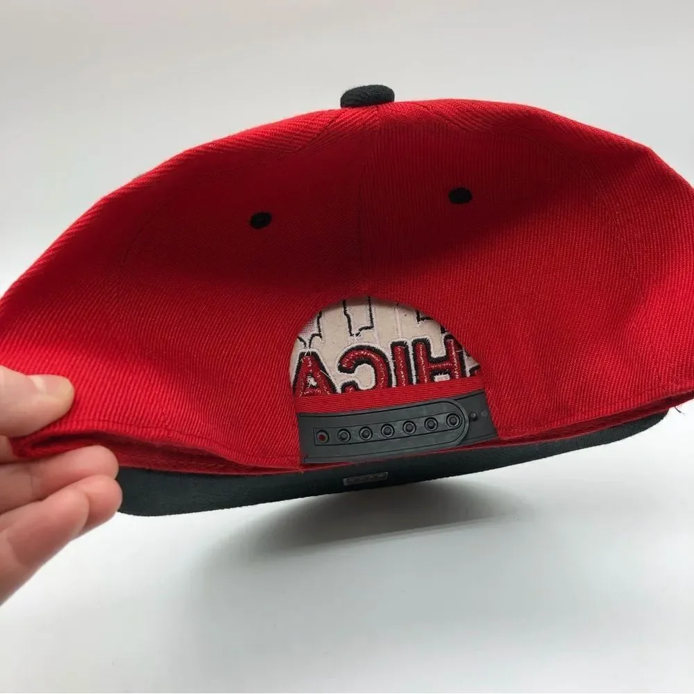 YTT Hats Chicago Embroidered‎ City Snapback Cap Red Black NWT